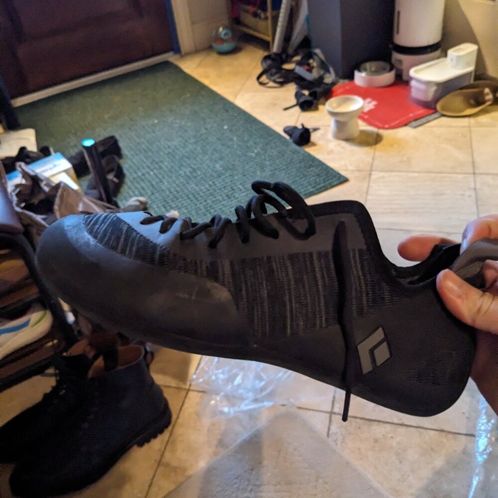Like New 11 M/12 W Black Diamond Momentum Climbing Shoes